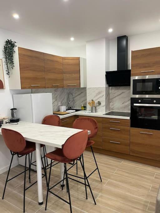 Sublime T2/ Cosy/ Clim/ Parking/Plage Menton Luaran gambar